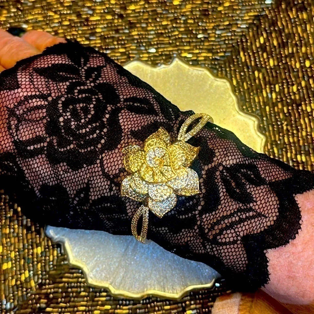 New Gold plated‎ Flower bracelet